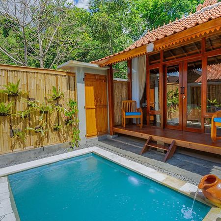 Ngesil Private Joglo & Pool Hotel อูบุด ภายนอก รูปภาพ