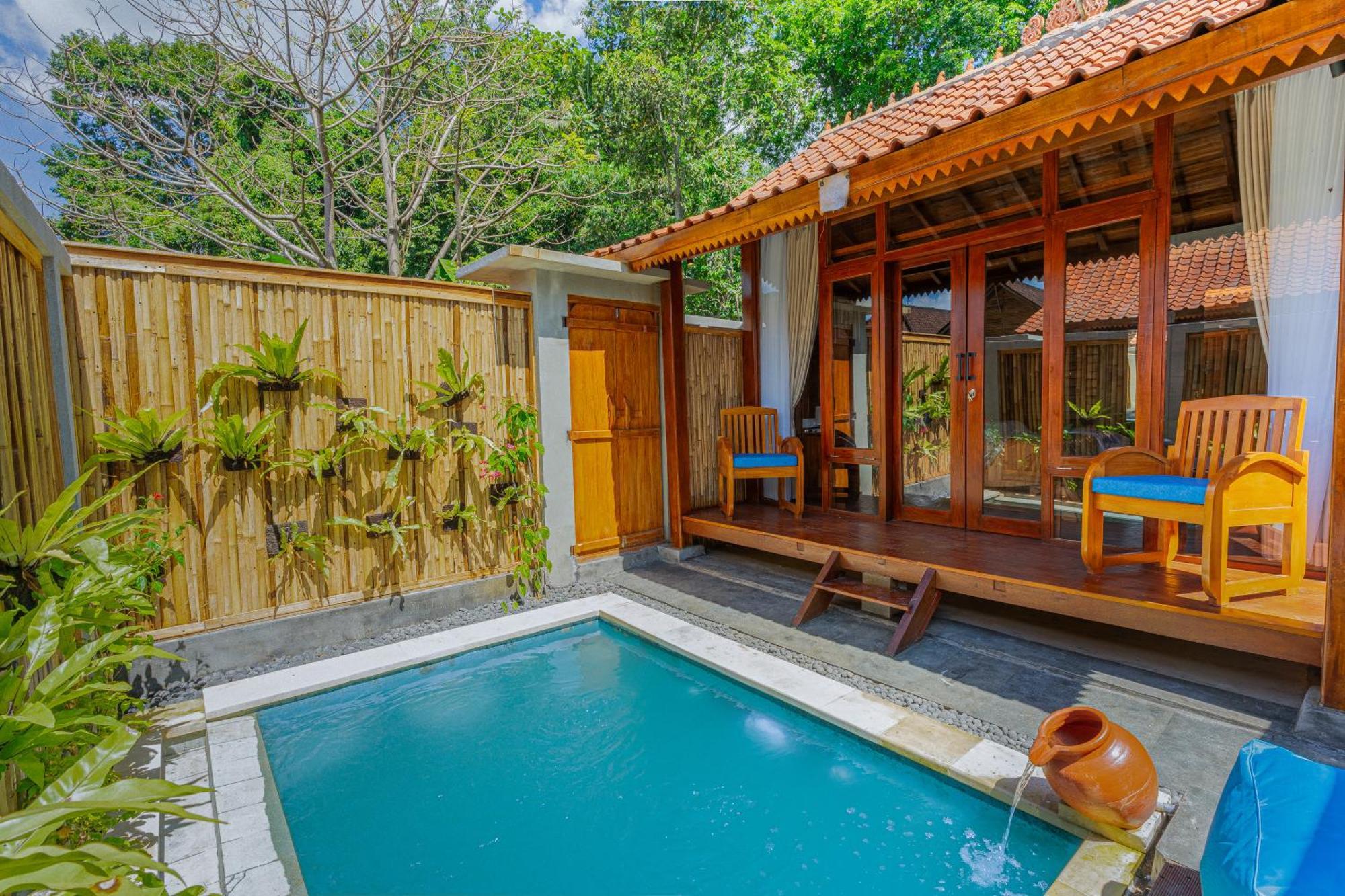 Ngesil Private Joglo & Pool Hotel อูบุด ภายนอก รูปภาพ