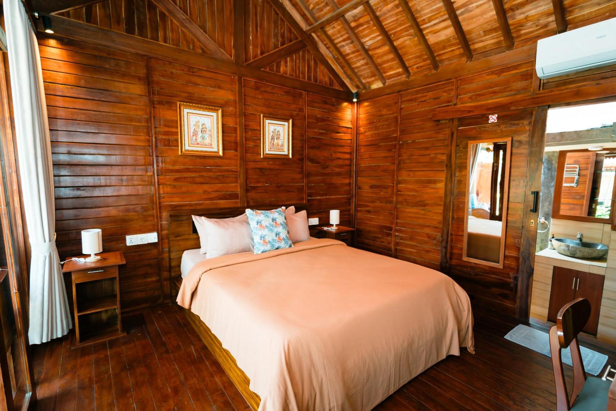 Ngesil Private Joglo & Pool Hotel อูบุด ภายนอก รูปภาพ
